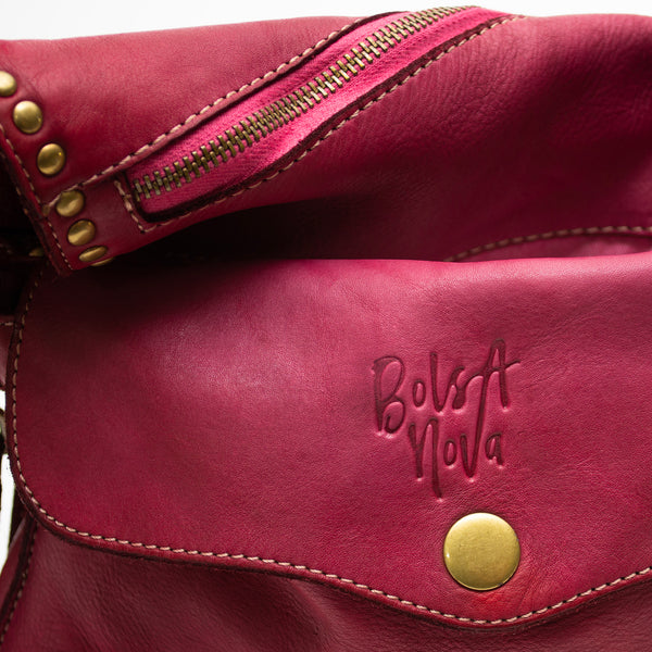 Marisa crossbody in Cranberry