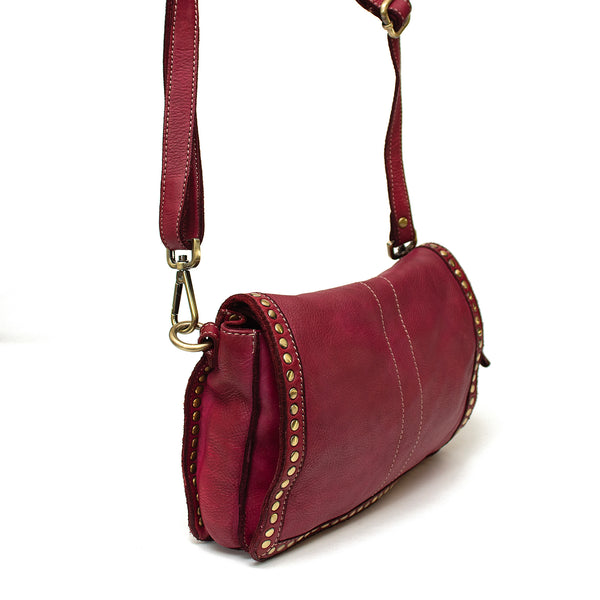 Marisa crossbody in Cranberry