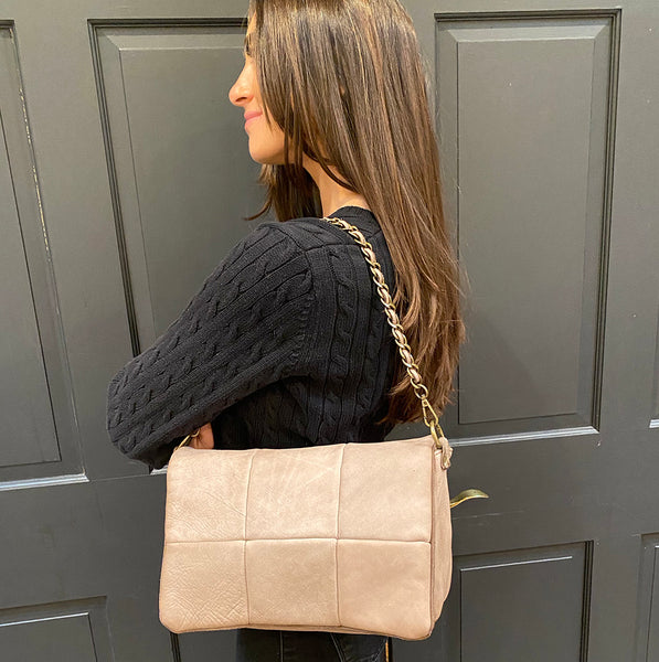 Tina Quilt Crossbody in Black